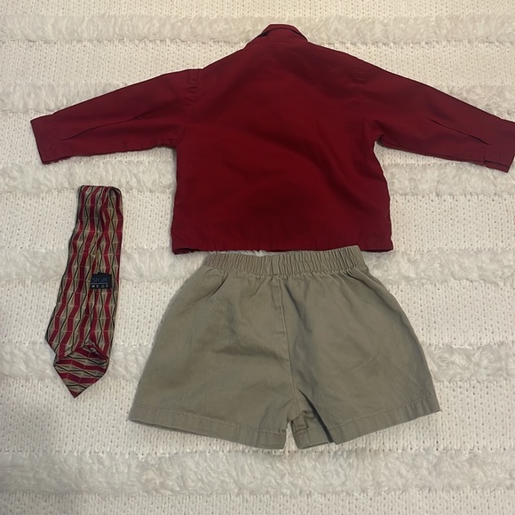 InDesign boyswear tie burgundy button down long sleeve shirt khaki shorts boy 2T - Picture 7 of 11